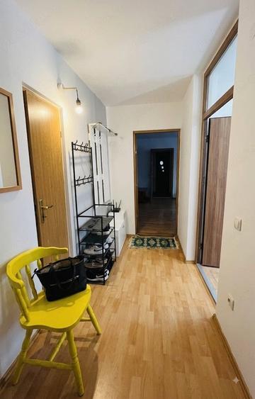 Apartament cu 2 camere semidecomandat, mobilat în Aradului
