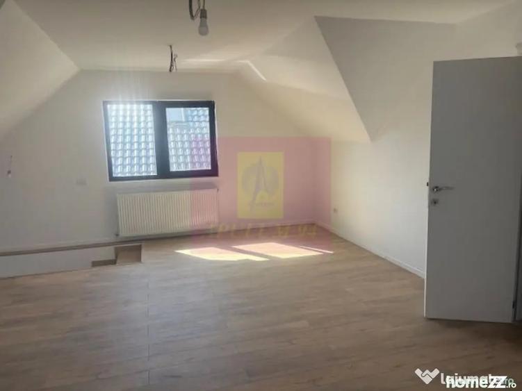 Casă cu 5 camere cu Teren 410 Mp în Țegheș