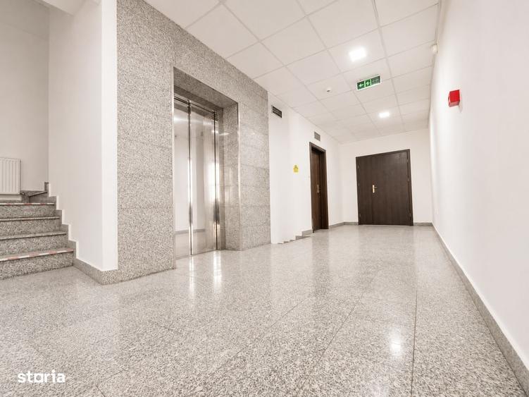 Spațiu comercial, de 400 mp, în Ultracentral