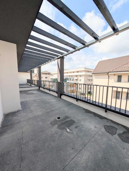 Apartament cu 2 camere decomandat în Florești