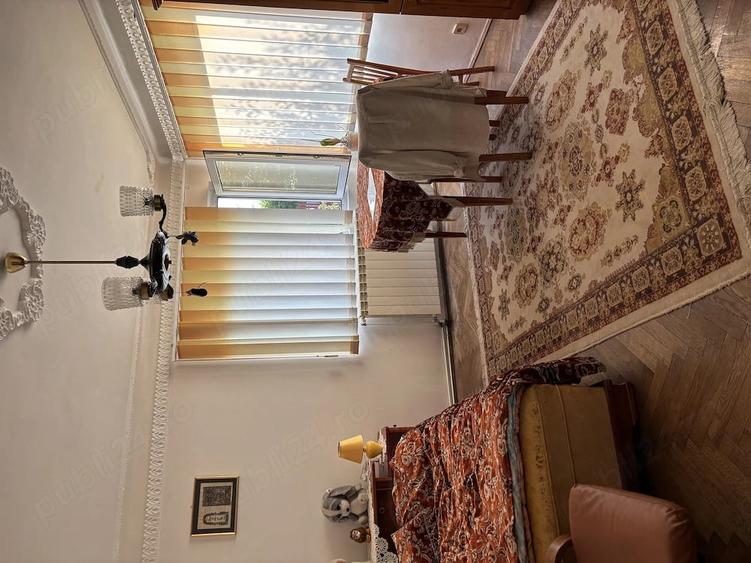 Casă cu 4 camere cu Teren 2700 Mp în Voila
