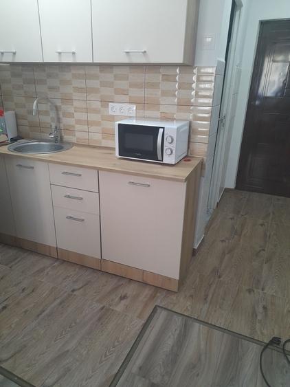 Garsonieră decomandată în Exterior Vest