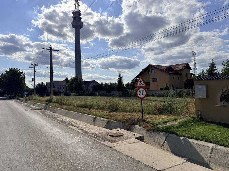 Teren de 1376 mp, în Bogdan Vodă