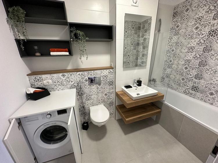 Apartament cu 2 camere decomandat, mobilat în Aradului