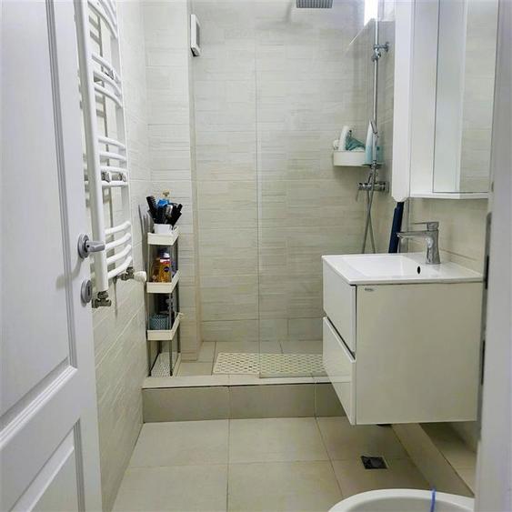 Apartament cu 2 camere decomandat, mobilat în Unirii Nord