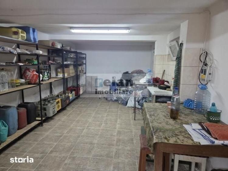Casă cu 7 camere cu Teren 1356 Mp în Predeal