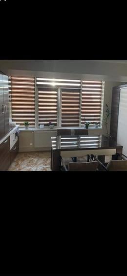 Apartament cu 3 camere decomandat în Sârbi