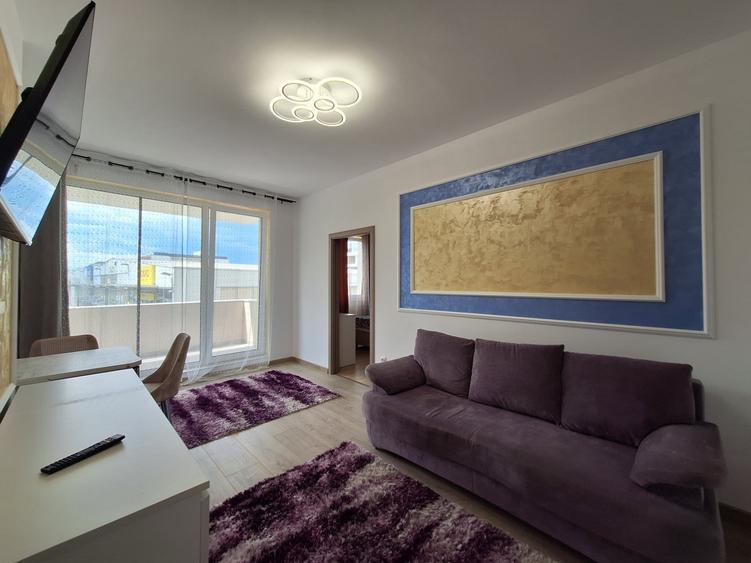 Apartament cu 2 camere semidecomandat, mobilat în Florești