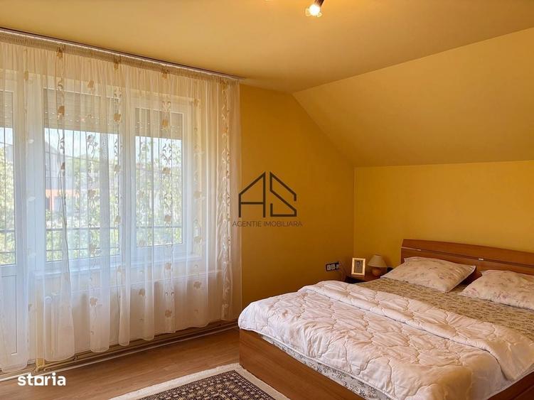 Casă cu 4 camere în Oncea