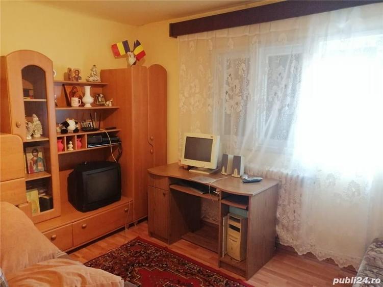 Apartament cu 2 camere nedecomandat în Cetate