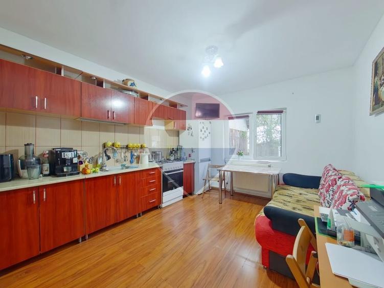Casă individuală cu 4 camere cu Teren 622 Mp în Ieud