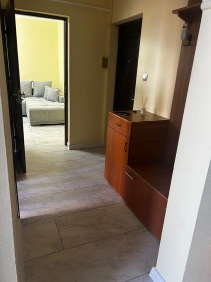 Apartament cu 2 camere decomandat în Mazepa 1