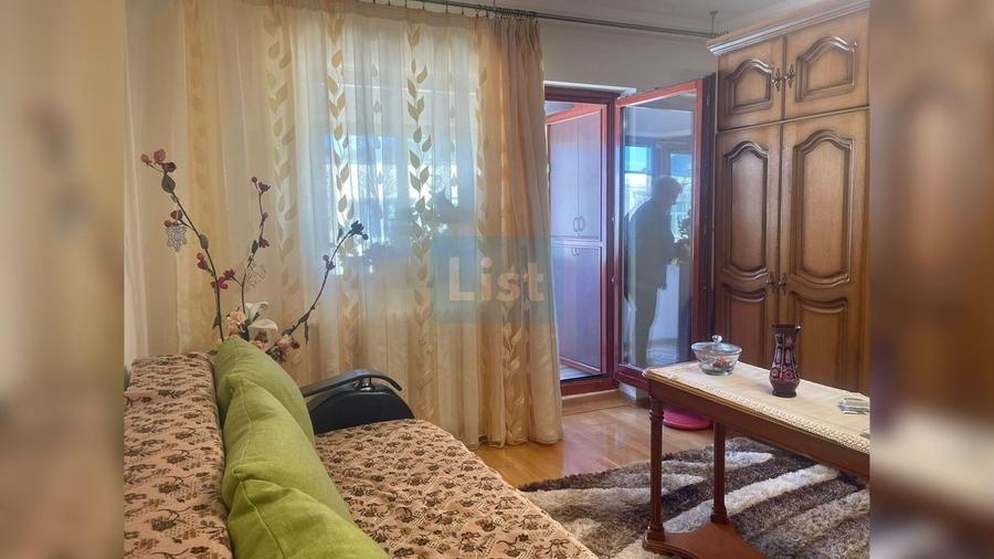 Apartament cu 3 camere decomandat în Luncă