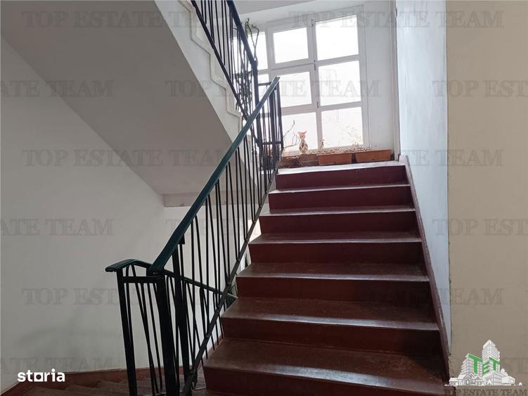 Apartament cu 3 camere decomandat în 1 Mai