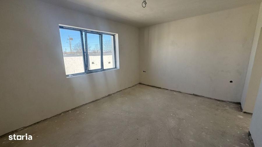 Casă cu 3 camere în Cristian