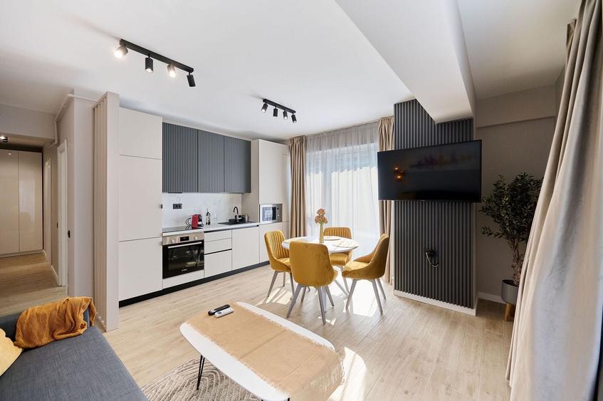 Apartament cu 2 camere decomandat în Central