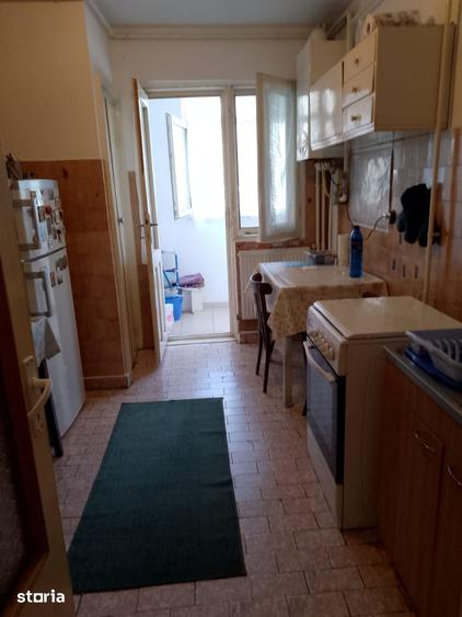 Apartament cu 2 camere semidecomandat în Hipodrom