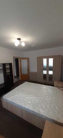 Garsonieră decomandată în Unirii