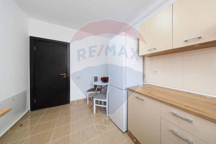 Apartament cu 2 camere decomandat, mobilat în Sânpetru