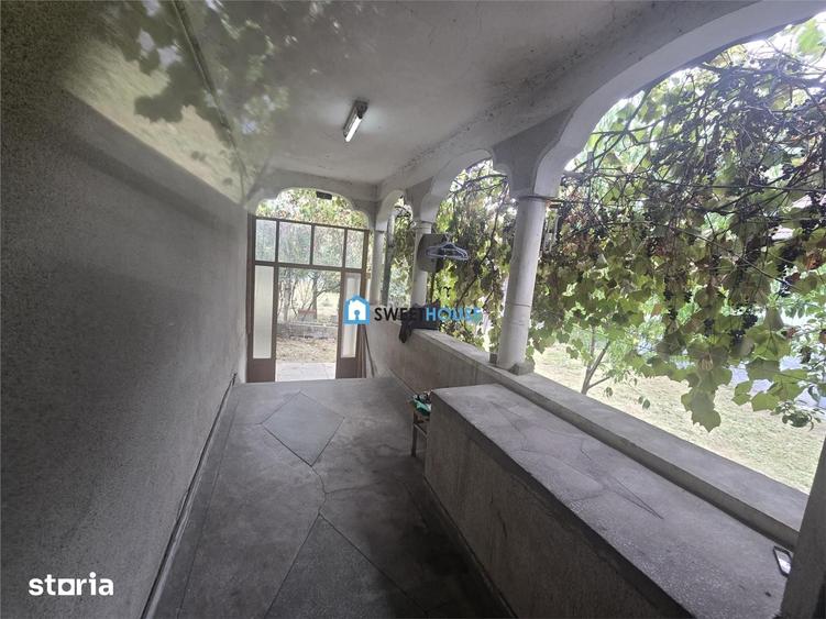 Casă cu 3 camere cu Teren 1100 Mp în Mândra