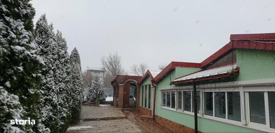 Casă cu 3 camere cu Teren 100 Mp în Central