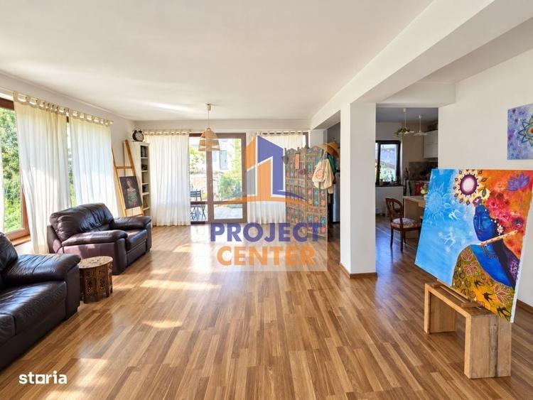 Casă cu 4 camere în Central