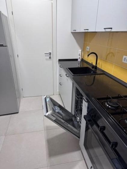 Apartament cu 2 camere decomandat, mobilat în Pipera