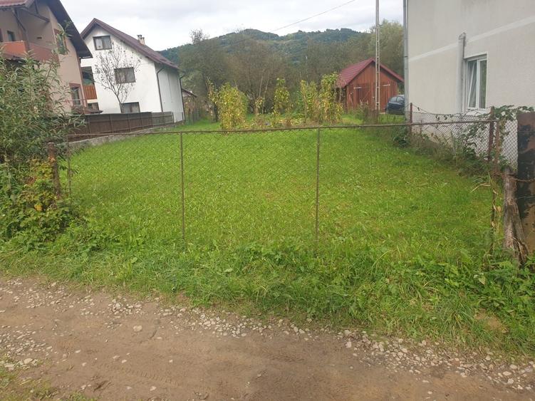 Casă cu 4 camere în Vișeu de Jos