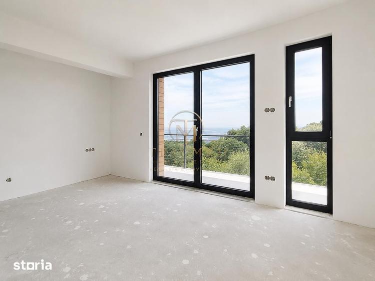 Casă cu 4 camere decomandat cu Teren 392 Mp în Feleacu