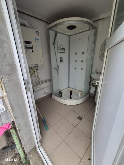Casă cu 4 camere cu Teren 1400 Mp în Palazu Mare