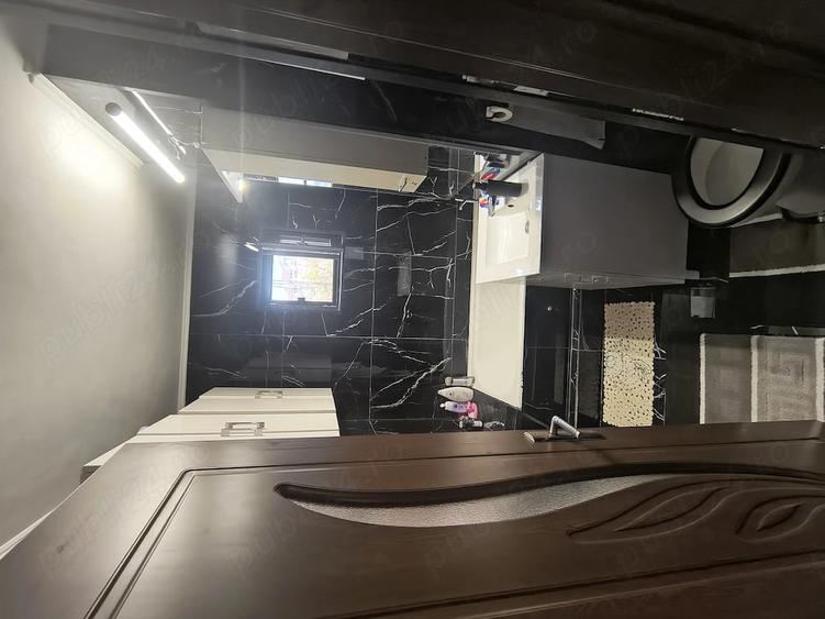 Apartament cu 3 camere decomandat în Canta