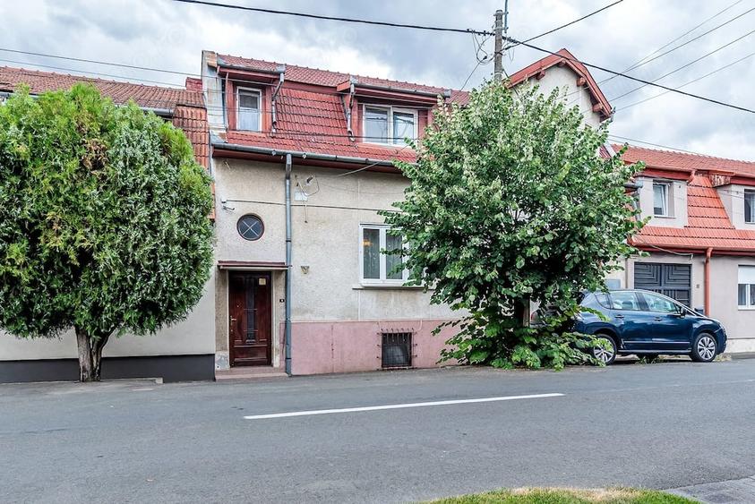 Casă cu 5 camere cu Teren 367 Mp în Pârneava