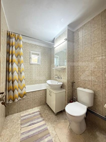 Apartament cu 3 camere, decomandat, 63.58 mp, zona Parcul Te - 5