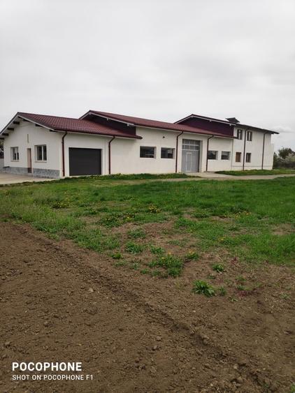 Casă cu 4 camere în Humulești