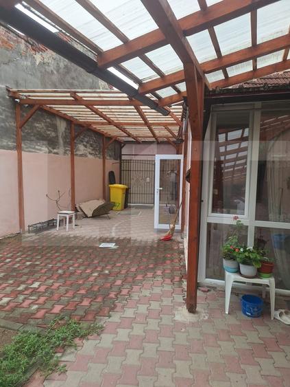 Casă individuală cu 4 camere cu Canalizare în Lugoj