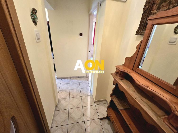 Apartament cu 3 camere decomandat, mobilat în Central