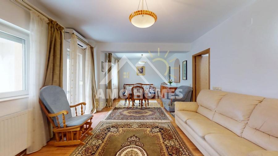 Duplex cu 3 camere cu Canalizare în Iancu Nicolae