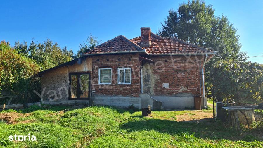Casă cu 3 camere cu Teren 1989 Mp în Băiculești