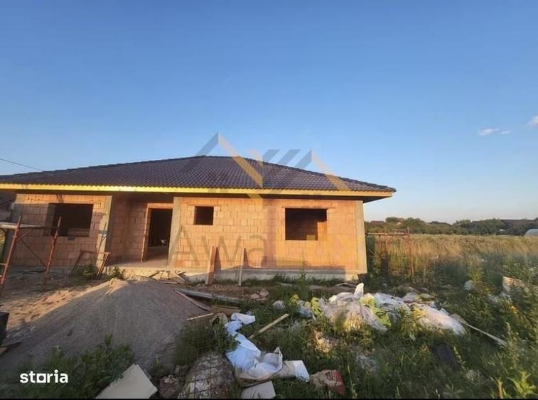 Casă cu 4 camere în Mocira