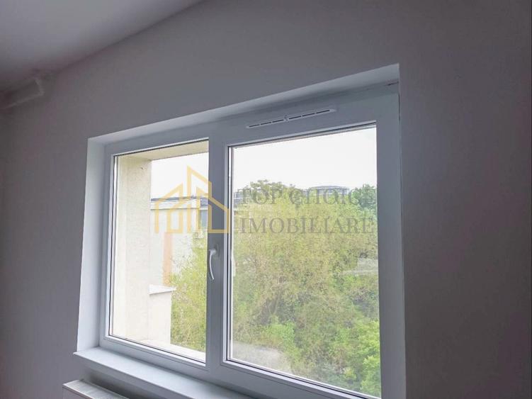 Apartament cu 3 camere decomandat, mobilat în Tei