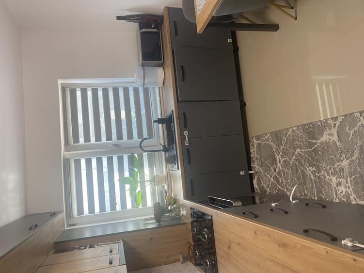 Casă cu 4 camere cu Teren 350 Mp în Central