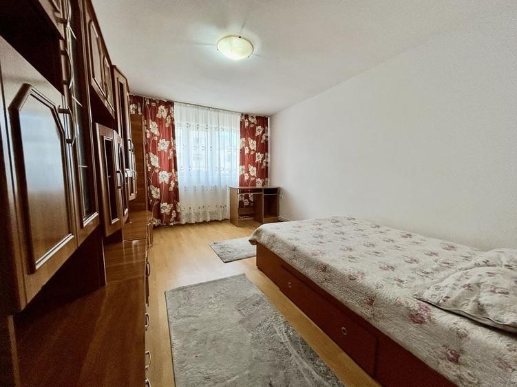 Garsonieră decomandată în Central