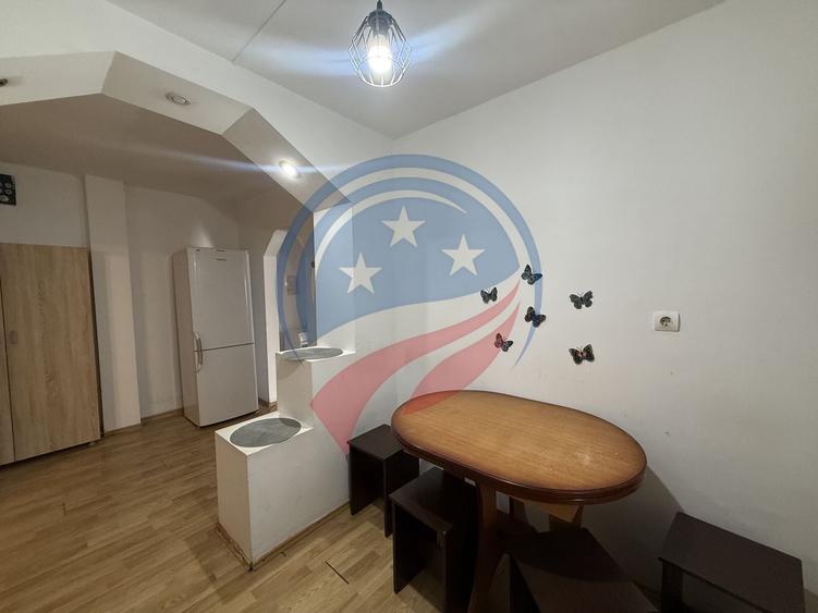 Apartament cu 2 camere decomandat, mobilat în Lăpuș