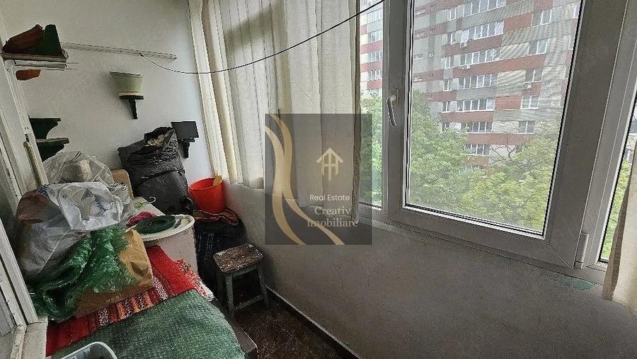 Apartament cu 3 camere decomandat în Antiaeriană