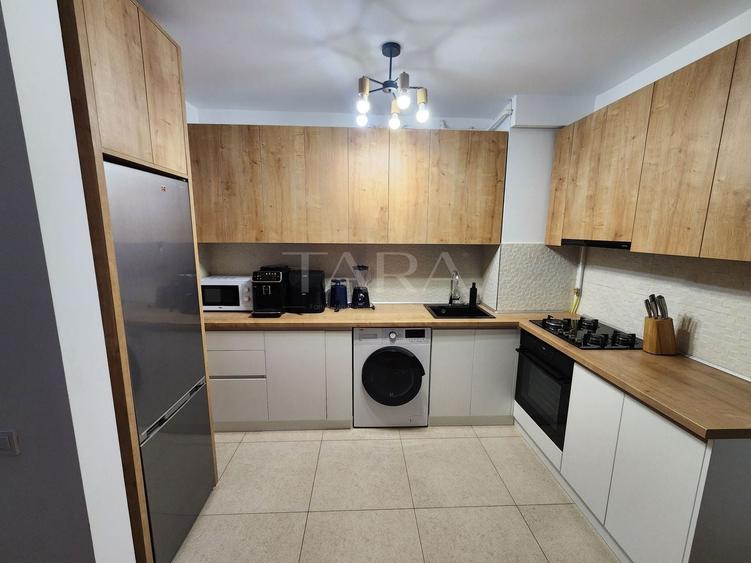 Apartament cu 2 camere semidecomandat, mobilat în Bulgaria