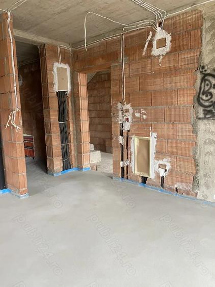 Zona Braytim, BLOC NOU, apartament 3 camere decomandat, etaj 1, 70 mp utili, pre? 2100 euro mp - 3