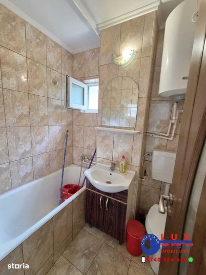 Apartament cu 2 camere semidecomandat în Babadag