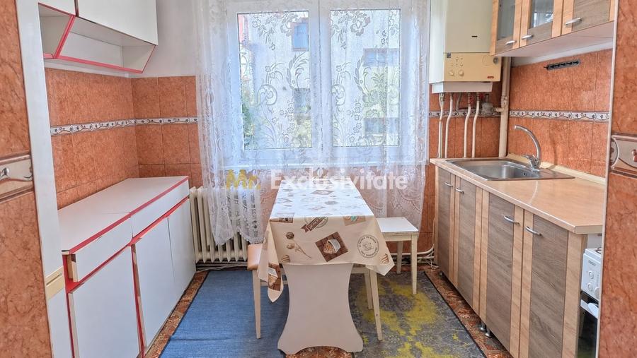 Apartament cu 2 camere semidecomandat, mobilat în Micro 16