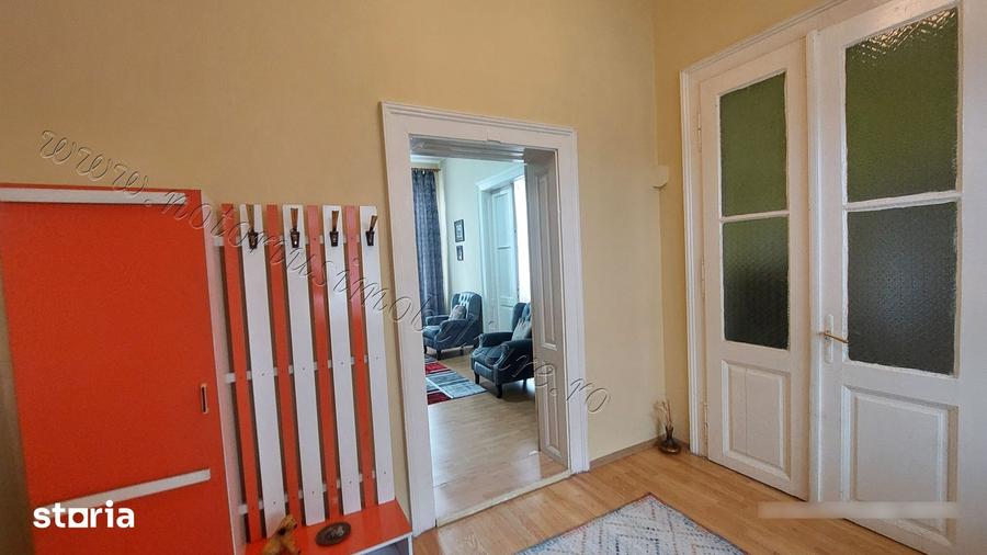 Casă cu 4 camere cu Teren 763 Mp în Central