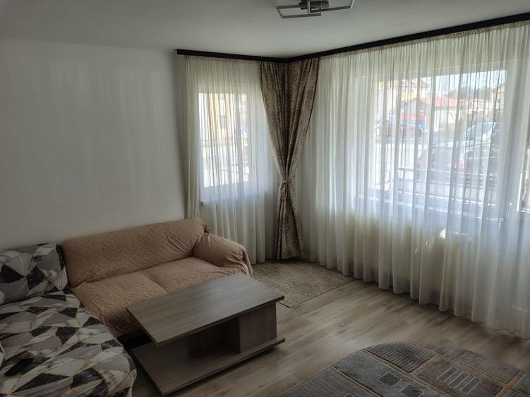 Apartament cu 3 camere decomandat în Bod